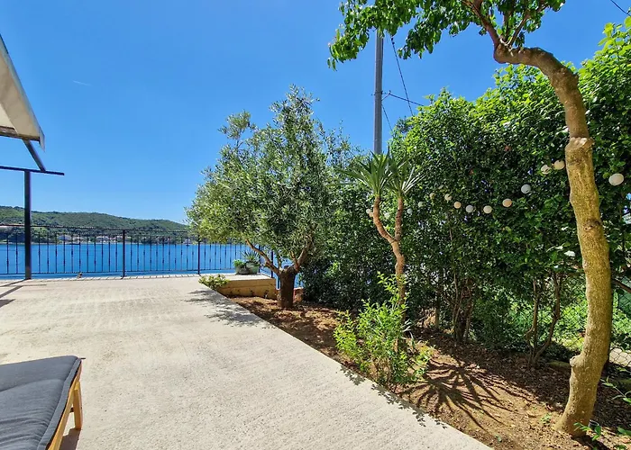 Cipcic-2 By Interhome Lägenhet